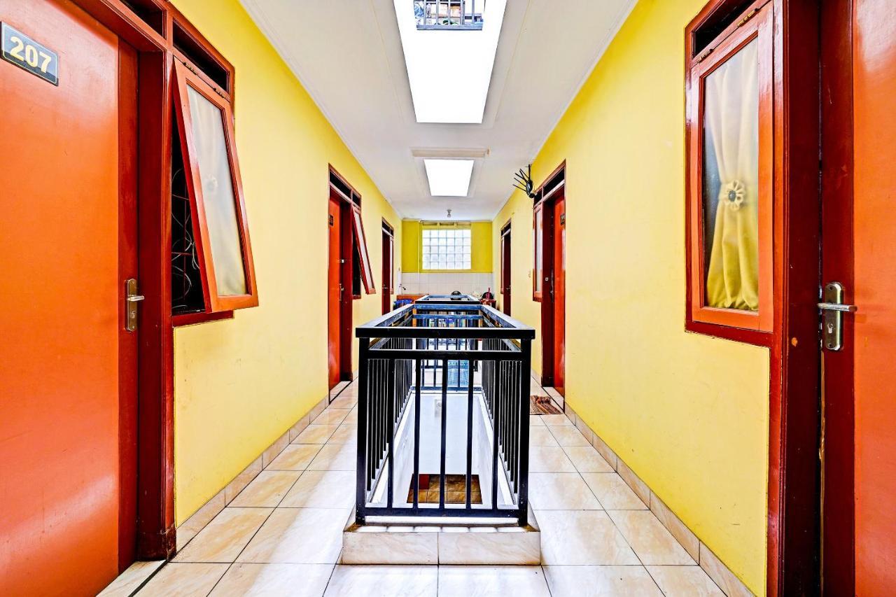 Spot On 91482 Sentosa Hotel Bandung
